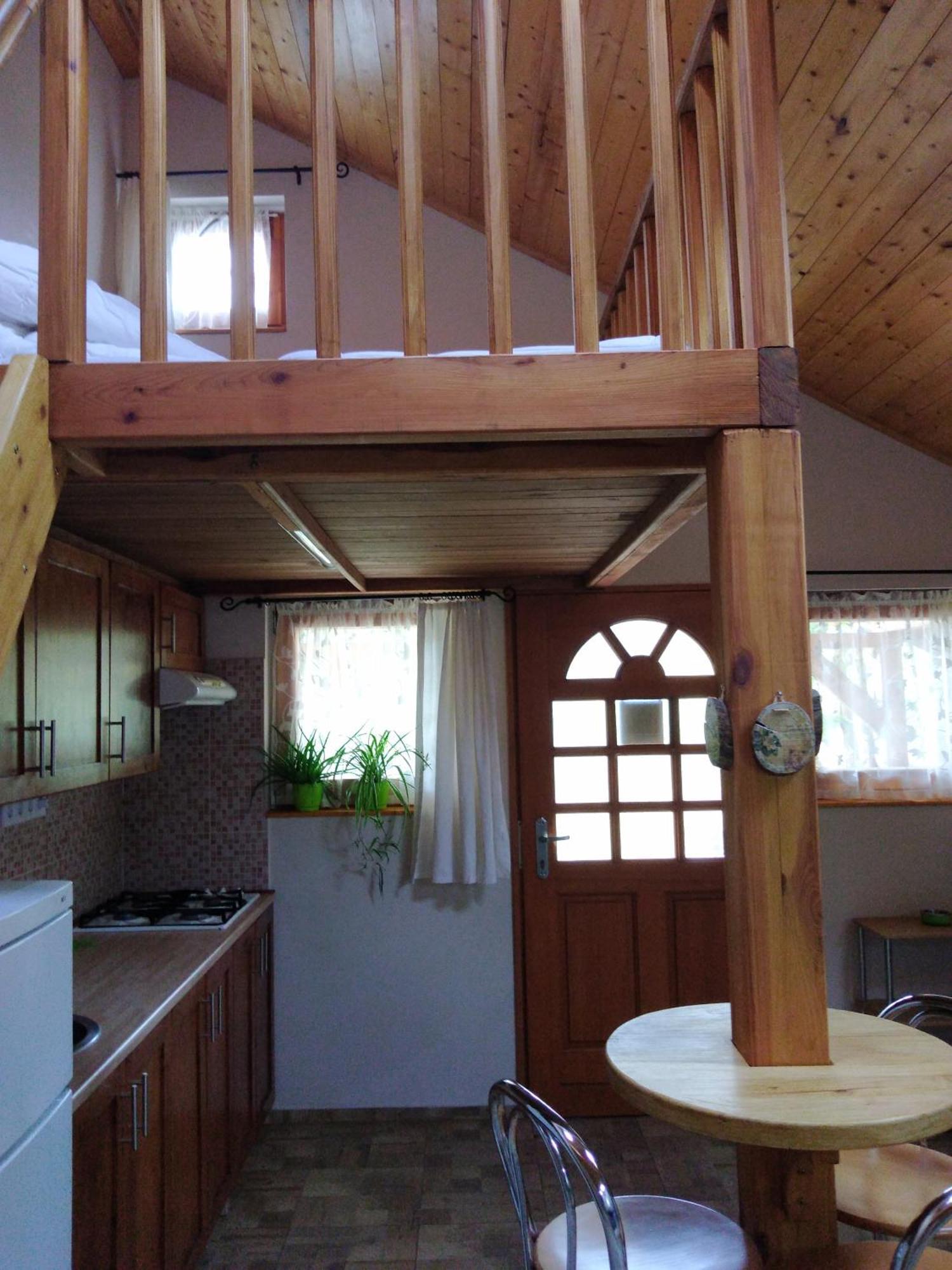 Rozsadomb Apartman Залакарос Екстериор снимка