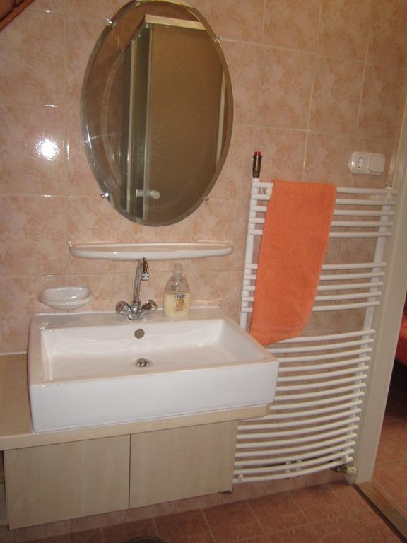 Rozsadomb Apartman Залакарос Екстериор снимка